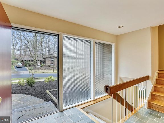 5th image of 14513 Barkwood Dr