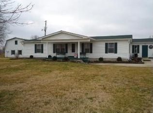 7490 Waverly Rd, Martinsville, IN 46151