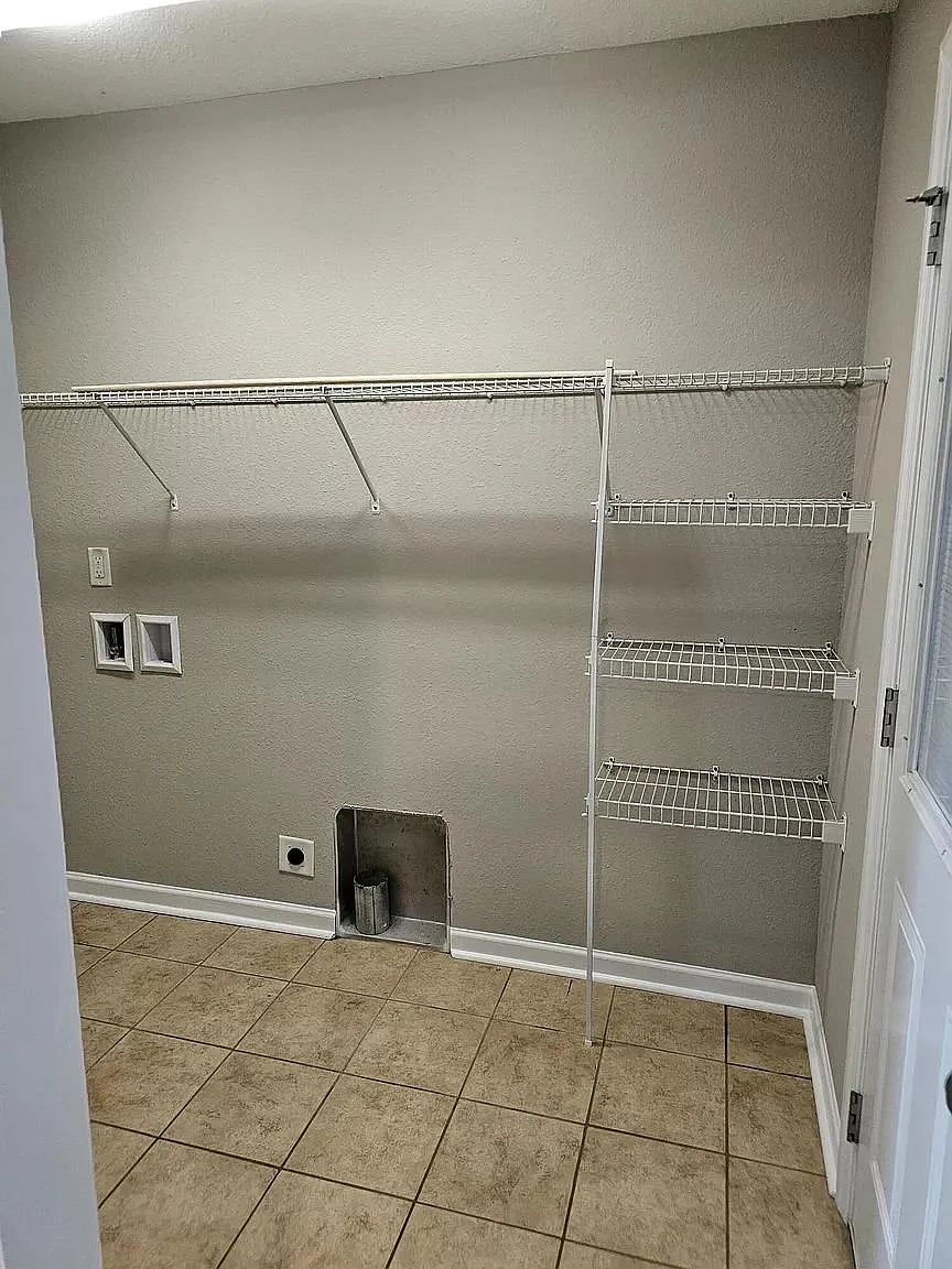 2 bed, 958 sqft, $1,250 — Photo 3
