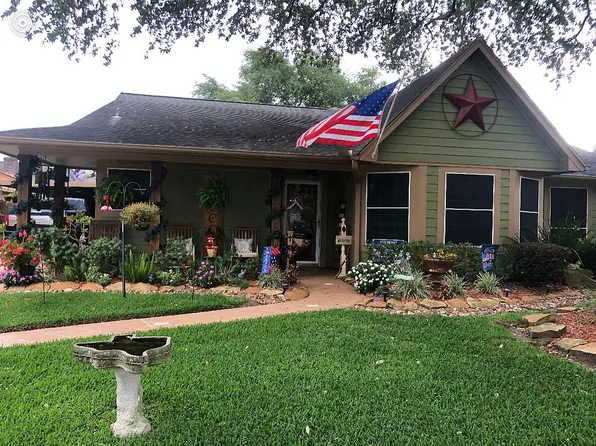 614 Bradshire Ct, Deer Park, TX 77536