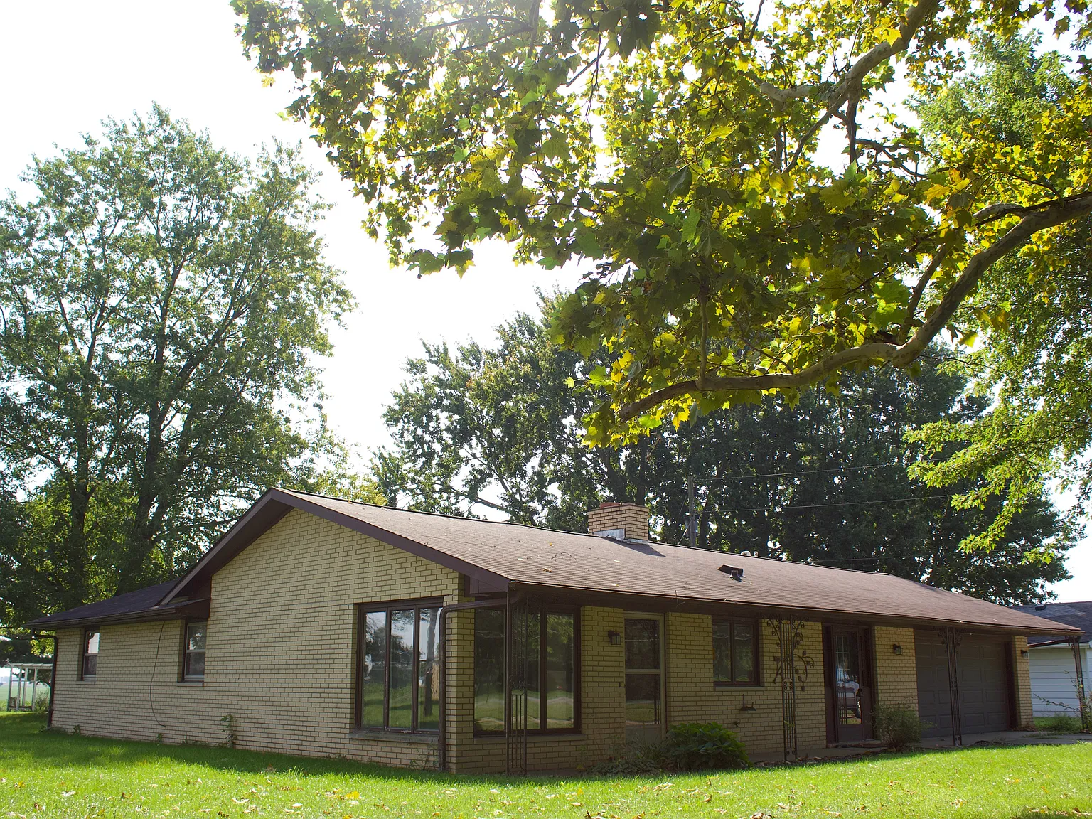 3 bed, 1380 sqft, $2,350 — Photo 1