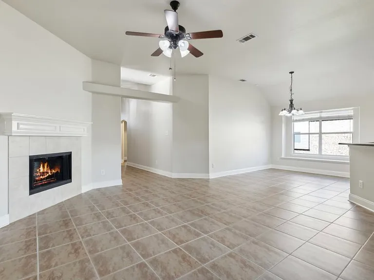 8309 Juliette Dr — Photo 2