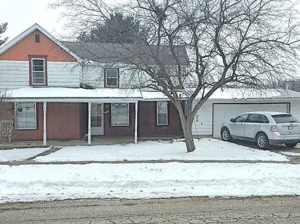 1032 Keep St, Darlington, WI 53530