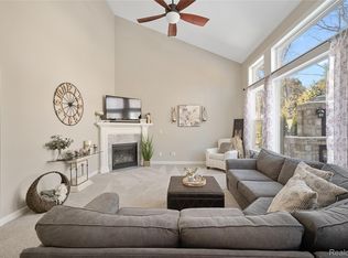 529 Napa Valley Dr, Milford, MI 48381