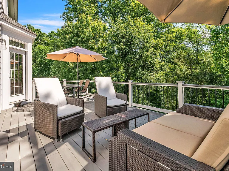 8308 Comanche Ct — Photo 14
