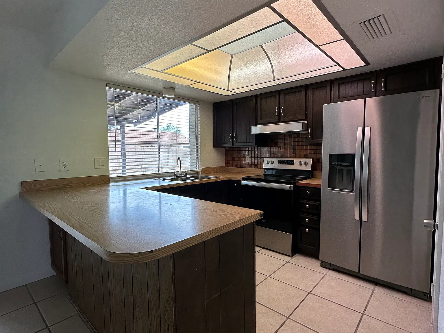 2 bed, 1243 sqft, $1,850 — Photo 2