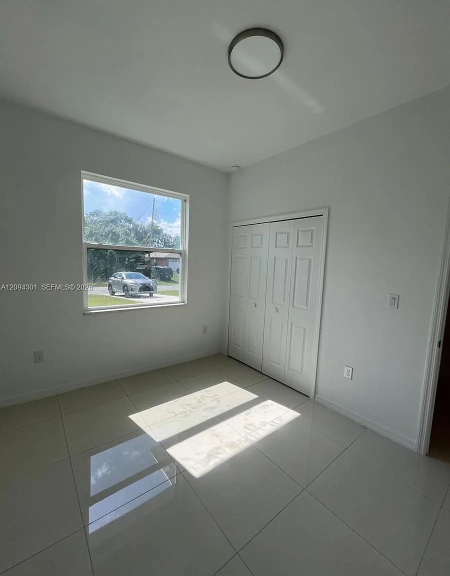 3 bed, 2.0 bath, 1224 sqft, $1,600 — Photo 3
