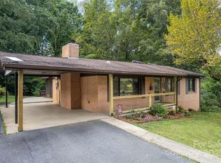 80 Music Ln, Sylva, NC 28779