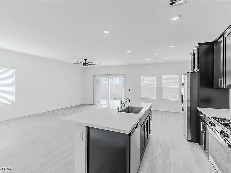9927 Kimura Hills Ave — Photo 9