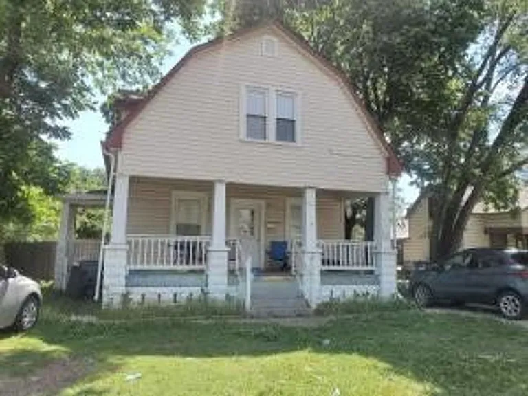 2124 N Arkansas Ave — Photo 1