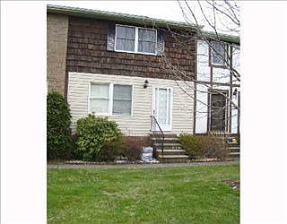 2nd image of 1511 Alpen Strasse