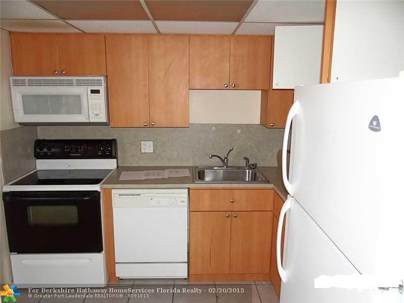 1st image of 7867 Golf Circle Dr APT 109