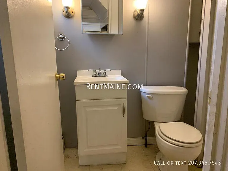 468 Union St #3 — Photo 10