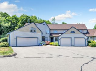 36 L Hermitage Dr #36, Shelton, CT 06484