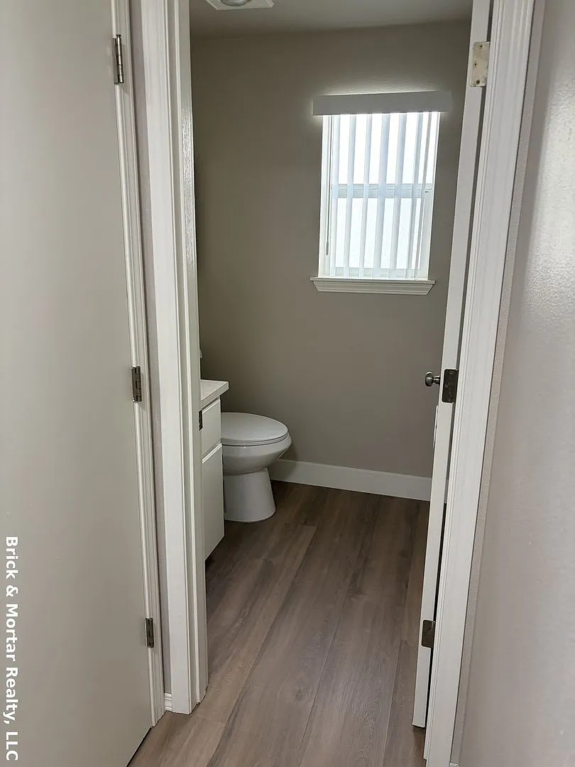 00570- White Rock LLC 300 Kennel Ave — Photo 4