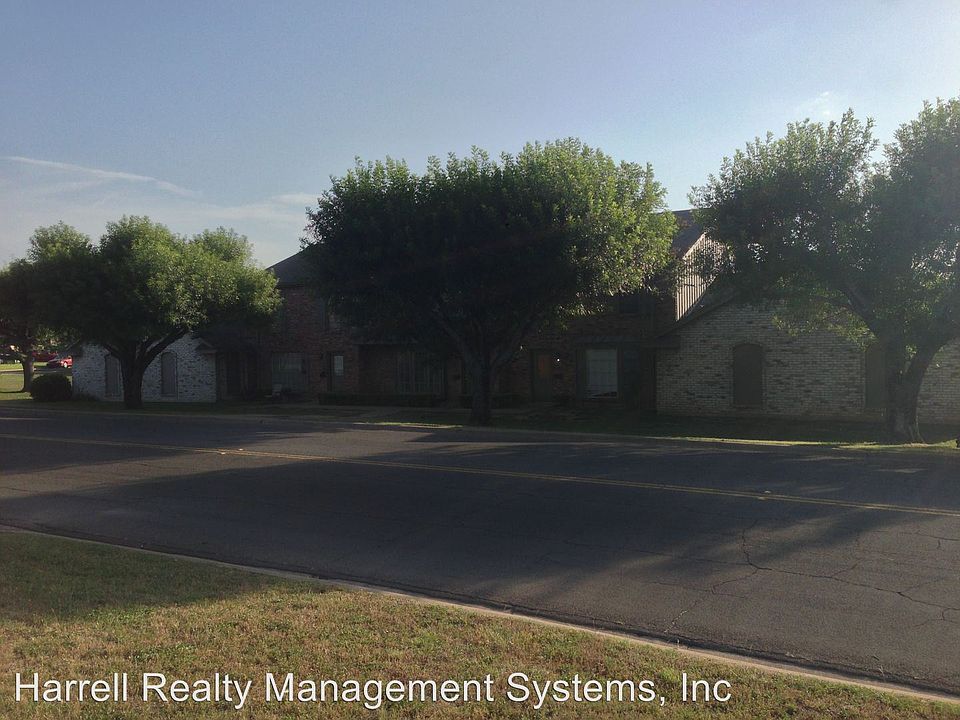1st image of 806 Melrose Dr