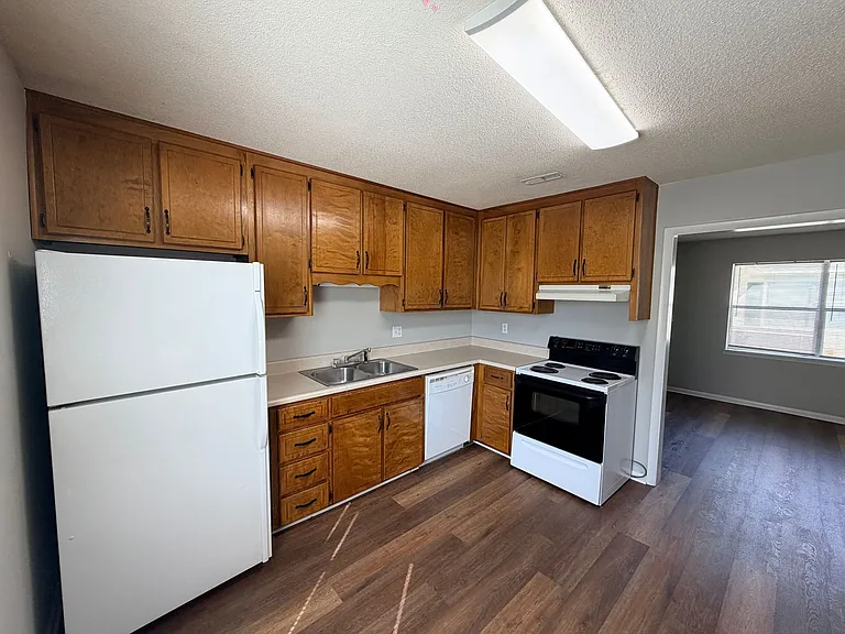 509 E Main St #908-A — Photo 11