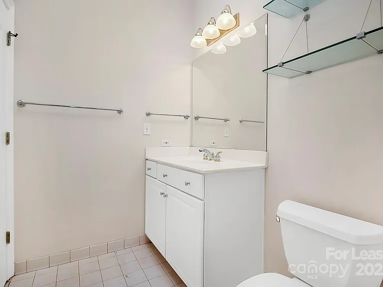400 N Church St #414 — Photo 30