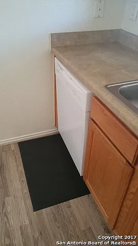 9722 Liberty Grn — Photo 5