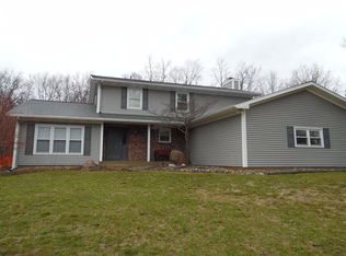 918 N Glenwood Dr, Hastings, MI