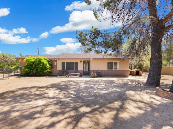 7403 Condalia Ave, Yucca Valley, CA 92284