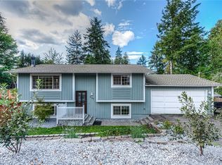 230 NE Serpentine Pl, Shoreline, WA 98155