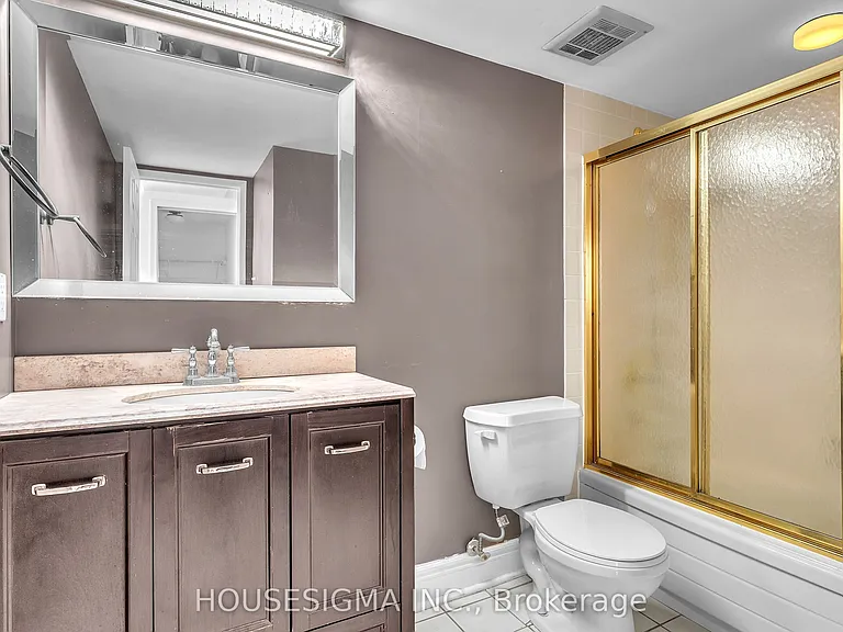 7 Picton St #601 — Photo 8