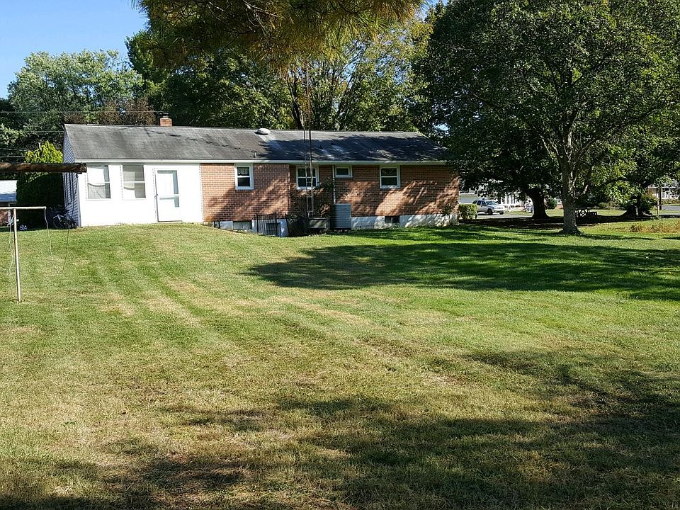 1st image of 11906 Greenhill Dr