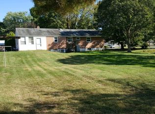 11906 Greenhill Dr, Hagerstown, MD 21742