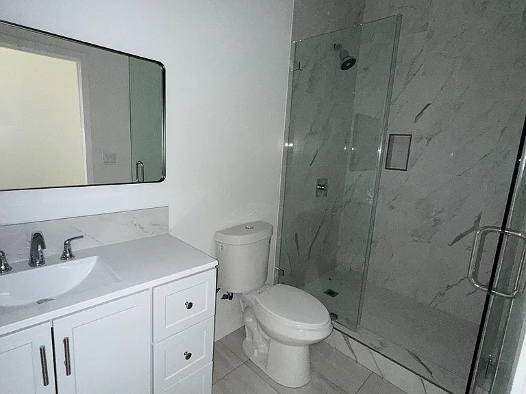 6381 Newcastle Ave — Photo 5