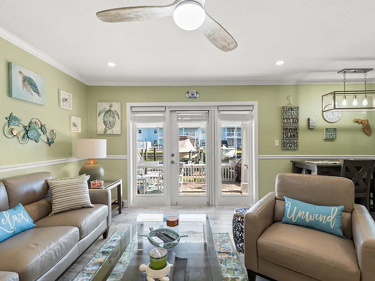 5243 Beach Dr SE #B — Photo 5