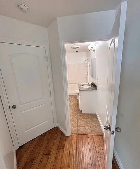 5724 Camerford Ave #1 — Photo 18