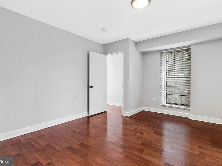2435 18th St NE #2435 — Photo 27
