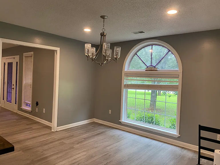 7008 State Highway 215 N — Photo 4