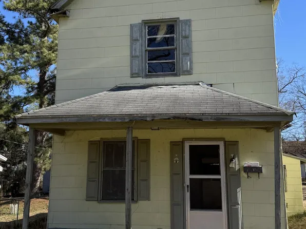 44 Madison Street, Roanoke Rapids, NC 27870