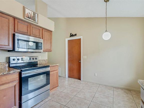 5th image of 119 Grand Junction Blvd