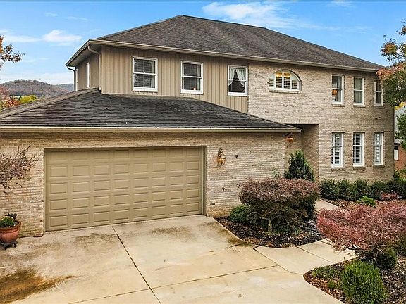 4th image of 2115 Plank Dr