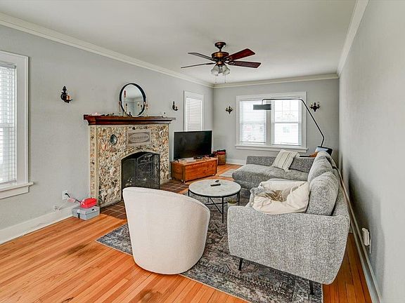 5th image of 769 Janesville St