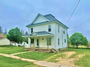 206 Anamosa Ave, Onslow, IA 52321