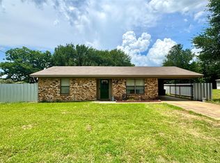 403 Cooper St, Rosser, TX 75157