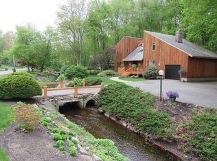 31 Standish Dr, Canton, MA 02021