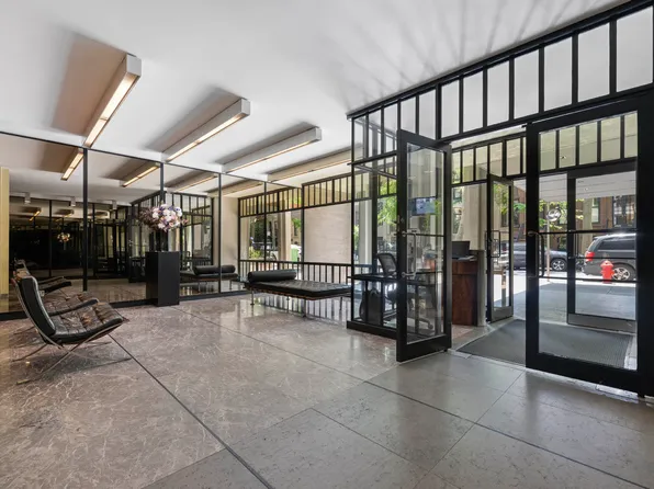 333 East 69th Street image 11 of 12