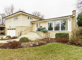 155 S Fairlane Ave, Elmhurst, IL