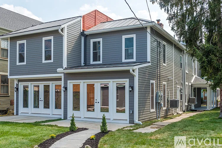 41 Green St — Photo 57