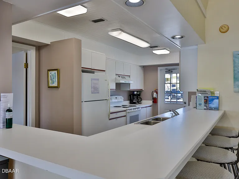 906 Ocean Marina Dr — Photo 6