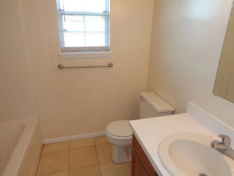 4628 Coronet Ave — Photo 11