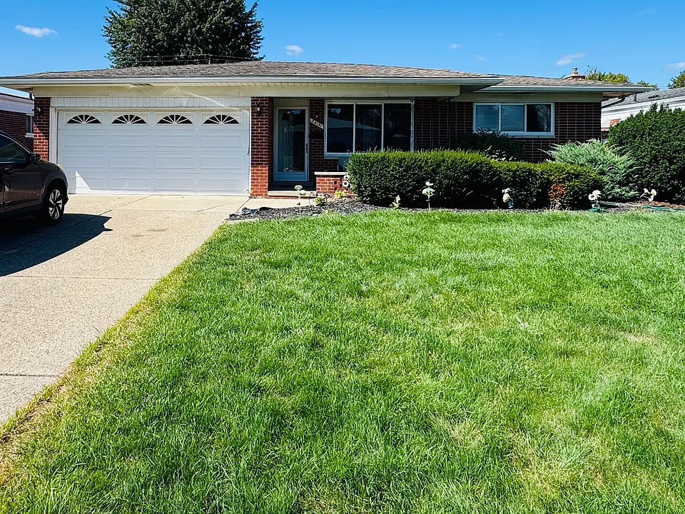 33151 Shelley Lynne Dr