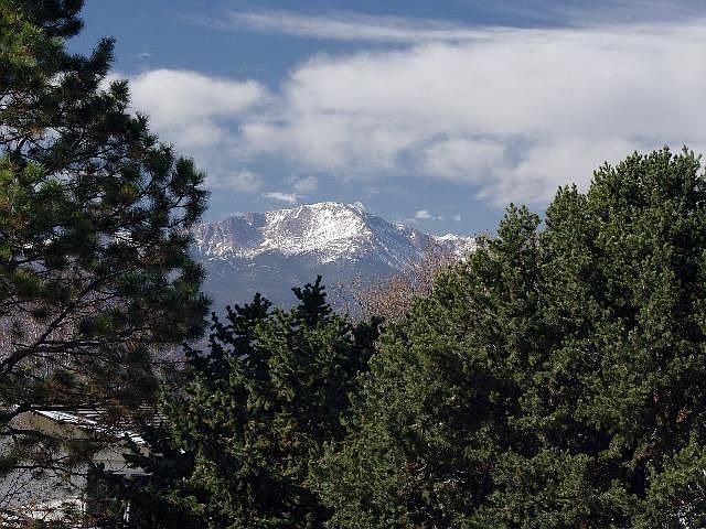 Pikes Peak View