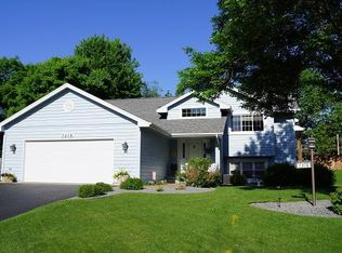 7378 Park View Ter, Mounds View, MN 55112
