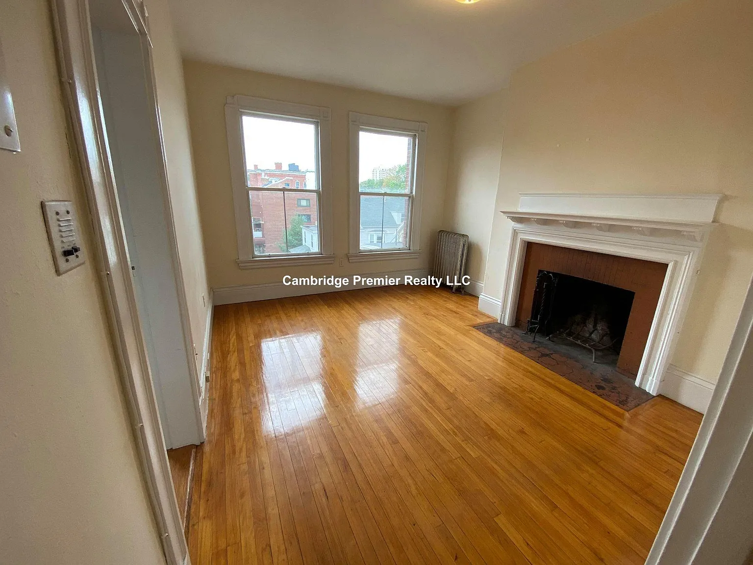 2 Ware St — Photo 1